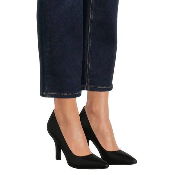 Time and Tru Shoes - NWOT! Pointed Toe Pump Heels